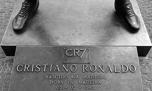 Estatua de Cristiano Ronaldo. Museo CR7 de Madeira